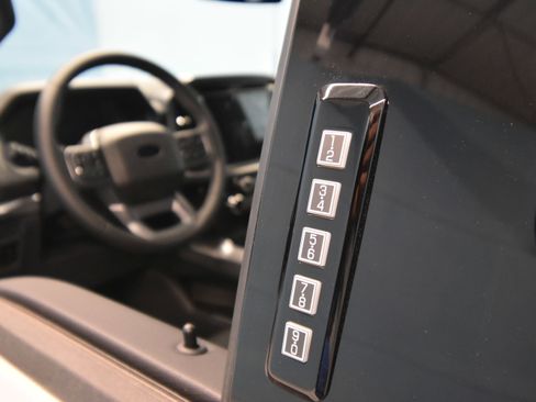 New 2026 Ford F150 XLT AWD/4WD image 3