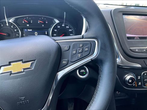 Used 2024 Chevrolet Equinox LT image 23