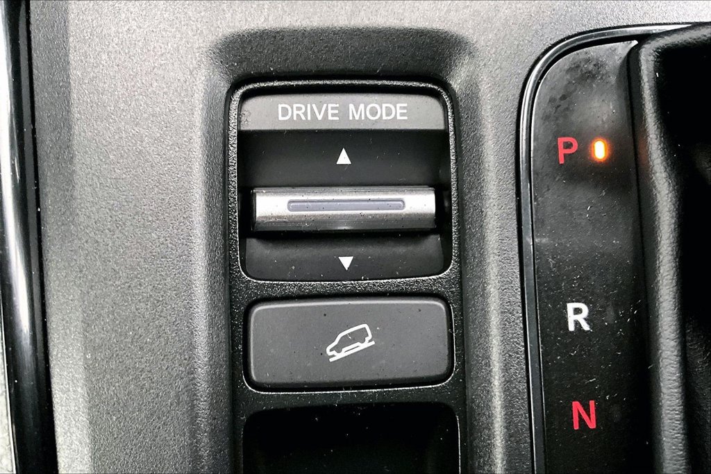 Used 2025 Honda CR-V Sport Touring image 15