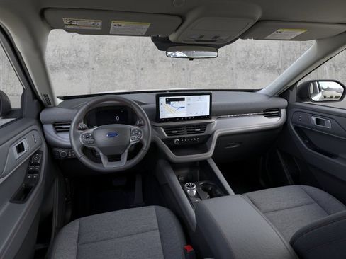 New 2026 Ford Explorer Active RWD image 9