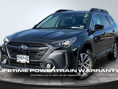 Used 2023 Subaru Outback Premium AWD/4WD image 1