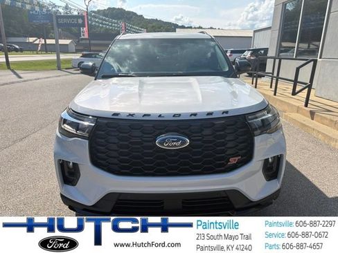 New 2026 Ford Explorer ST w/ Sun And Sound Package AWD/4WD image 10