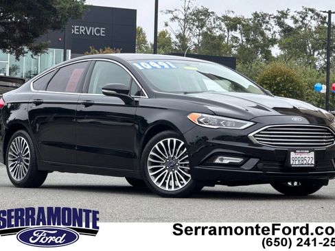 Used 2017 Ford Fusion SE w/ Fusion SE Technology Package AWD/4WD image 1