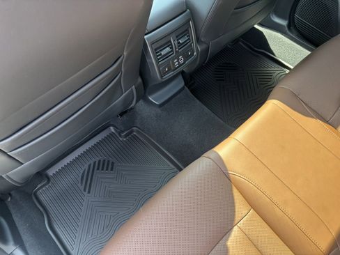 New 2026 Subaru Outback Touring AWD/4WD image 36