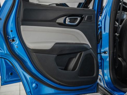 New 2026 Jeep Compass Limited image 39