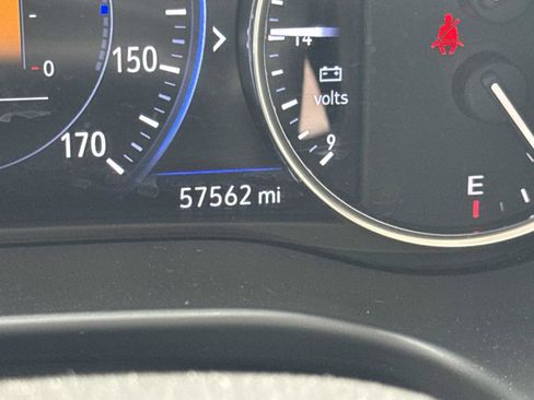 Used 2022 Buick Enclave Premium w/ Surround and Sites Package image 27