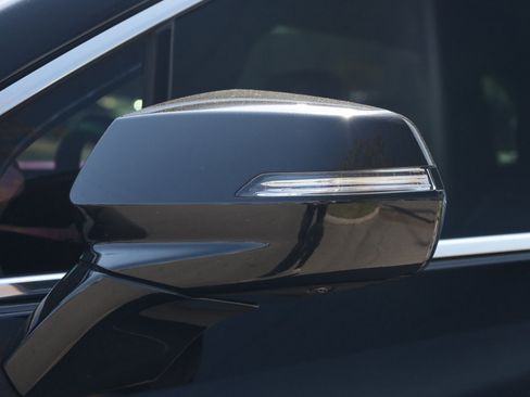 Used 2022 Cadillac XT5 Premium Luxury w/ Technology Package image 21