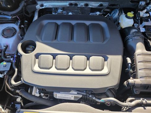 New 2026 Volkswagen Tiguan SE R-Line image 19