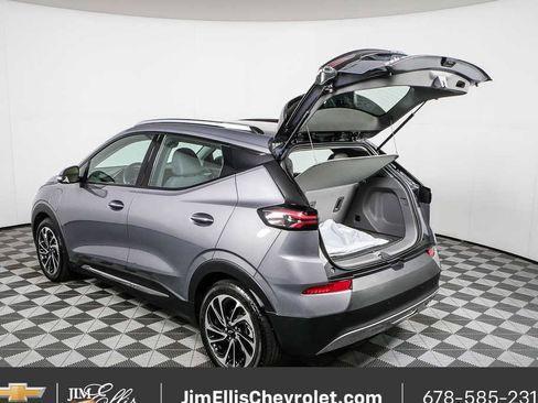 Used 2023 Chevrolet Bolt EUV Premier image 31