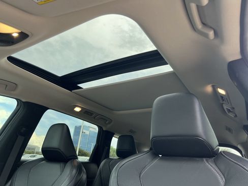 Used 2023 INFINITI QX60 Pure FWD image 9