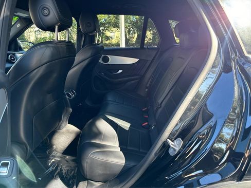 Used 2019 Mercedes-Benz GLC 300 image 10