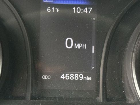 Used 2024 Toyota Camry SE FWD image 15