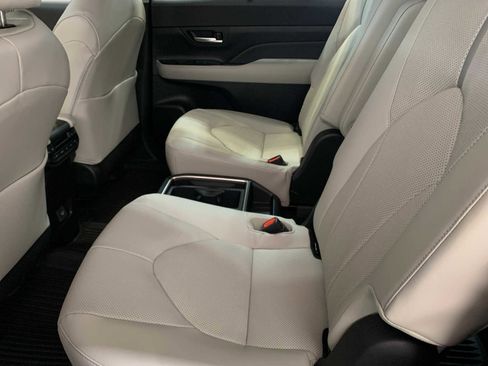 New 2026 Toyota Grand Highlander AWD image 5