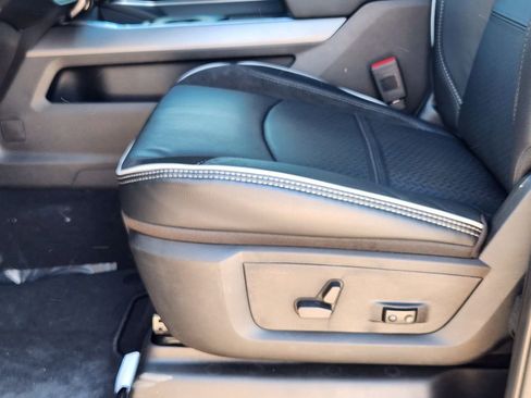 New 2026 RAM 2500 Laramie w/ Night Edition image 18