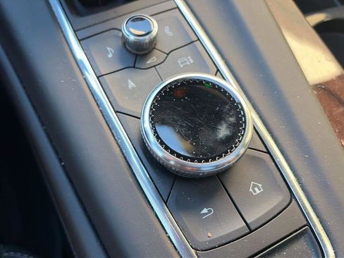 Used 2023 Cadillac Escalade ESV Sport Platinum w/ LPO, ONYX Package image 19