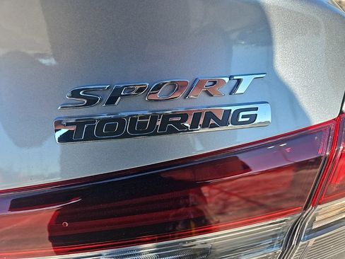 Used 2025 Honda Civic Sport image 23