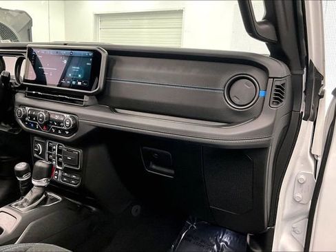 Used 2025 Jeep Wrangler Unlimited Rubicon 4xe w/ Safety Group image 19