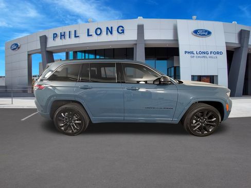 Used 2026 Jeep Grand Cherokee Limited AWD/4WD image 6