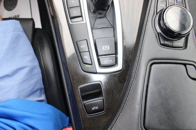 Used 2017 BMW 650i Convertible RWD image 38
