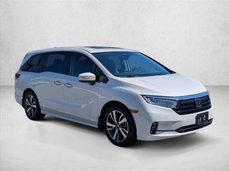 Used 2023 Honda Odyssey Touring video 3