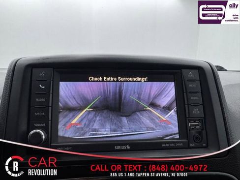 Used 2019 Dodge Grand Caravan SE w/ UConnect Hands-Free Group image 22