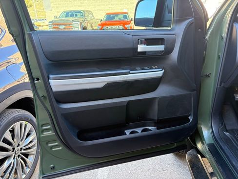 Used 2021 Toyota Tundra SR5 w/ Trail Edition image 16