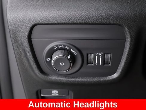 Used 2025 Jeep Grand Cherokee L Limited w/ Trailer Tow Package AWD/4WD image 20