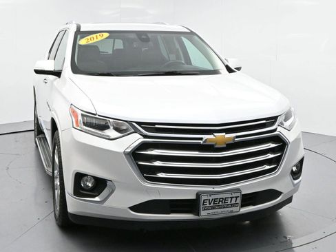 Used 2019 Chevrolet Traverse High Country w/ LPO, Floor Liner Package AWD/4WD image 2