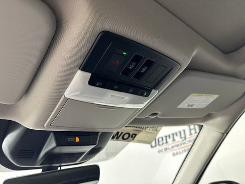 Used 2023 Nissan Rogue SL w/ SL Premium Package image 25