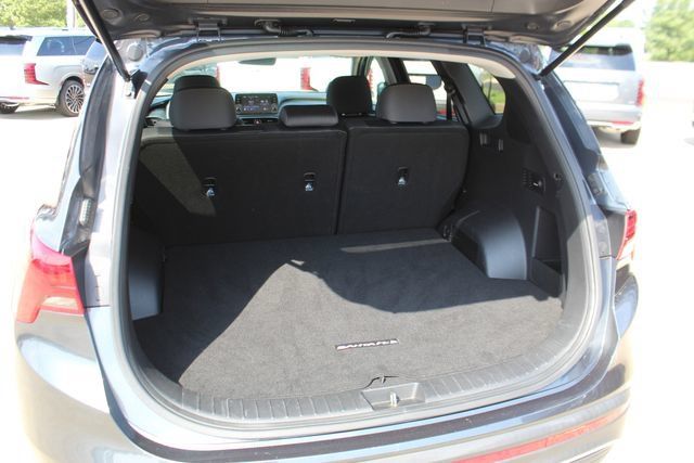 Used 2021 Hyundai Santa Fe SEL AWD/4WD image 6
