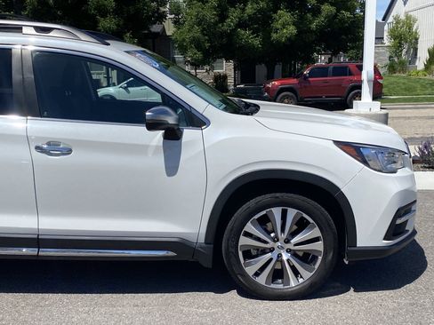 Certified 2022 Subaru Ascent Touring AWD/4WD image 8