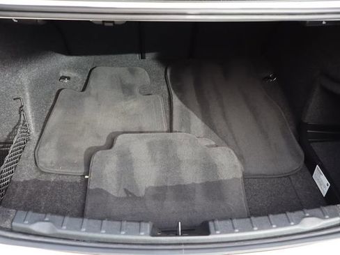 Used 2018 BMW 330i Sedan RWD image 22