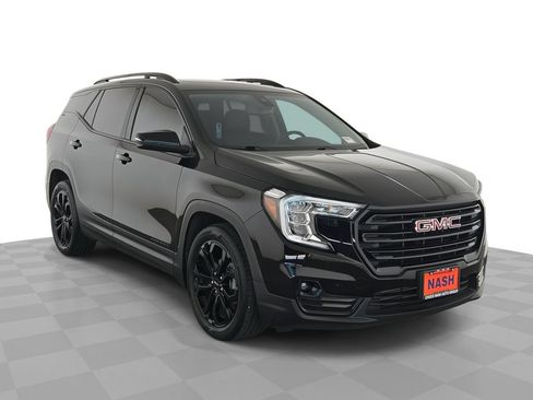 Used 2022 GMC Terrain SLT w/ Elevation Edition FWD image 1