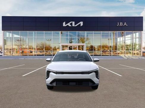 New 2026 Kia K4 FWD image 2