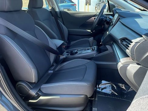 Certified 2025 Subaru Impreza 2.0i image 11