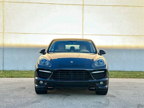 Used 2014 Porsche Cayenne GTS AWD/4WD image 5