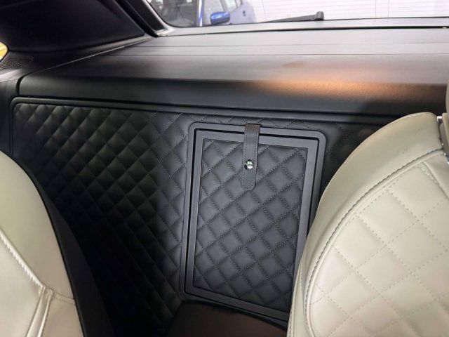 Used 2020 Bentley Bentayga AWD/4WD image 29