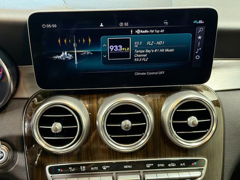 Used 2019 Mercedes-Benz C 300 C 300 image 29