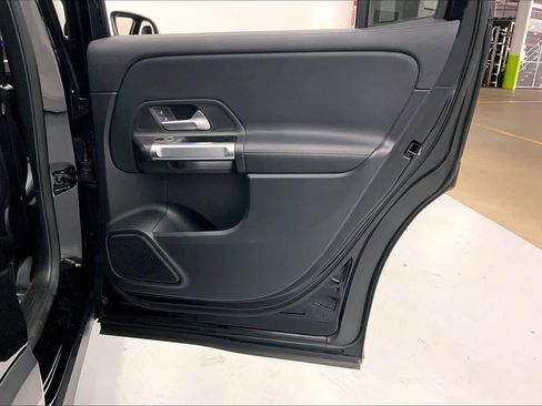 Certified 2021 Mercedes-Benz GLB 250 image 12