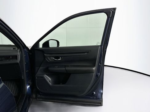 Used 2025 Honda CR-V Sport-L image 32