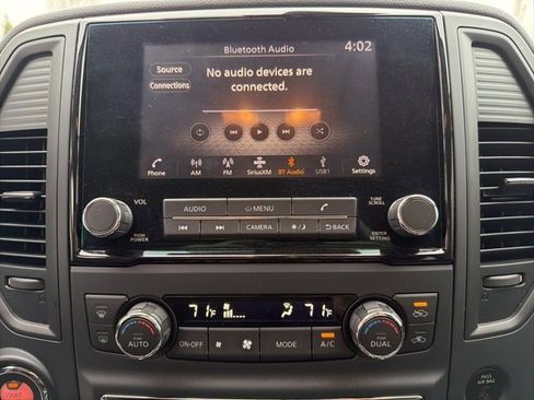 Used 2024 Nissan Titan SV w/ SV Convenience Package image 26