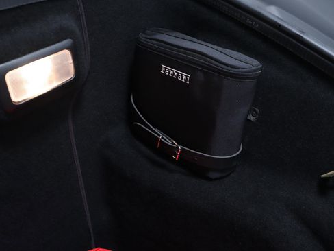 Used 2015 Ferrari 458 Spider image 23