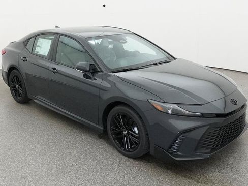 New 2026 Toyota Camry SE FWD image 10