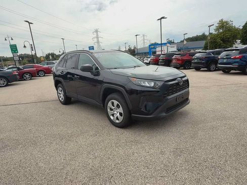 Used 2020 Toyota RAV4 LE w/ Carpet Mat Package FWD image 2