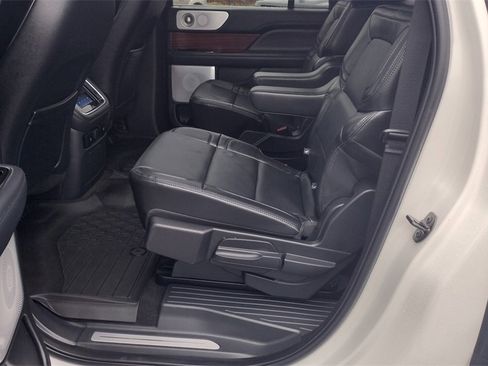 Certified 2024 Lincoln Navigator L Reserve image 22