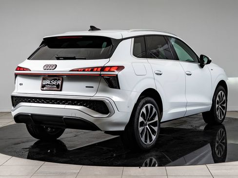 New 2026 Audi Q3 quattro 2.0T AWD/4WD image 10