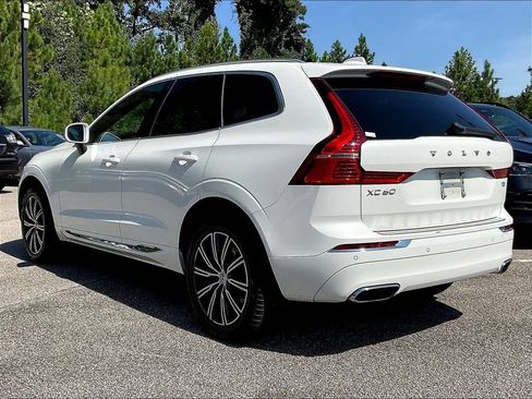 Used 2021 Volvo XC60 T5 Inscription w/ Advanced Package FWD image 3