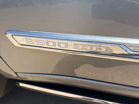 Used 2025 Chevrolet Silverado 3500 High Country w/ High Country Premium Package AWD/4WD image 14