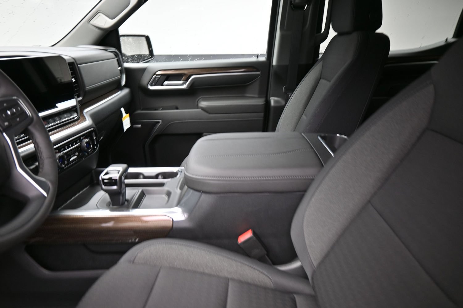 New 2026 Chevrolet Silverado 1500 RST w/ Safety Package AWD/4WD image 25