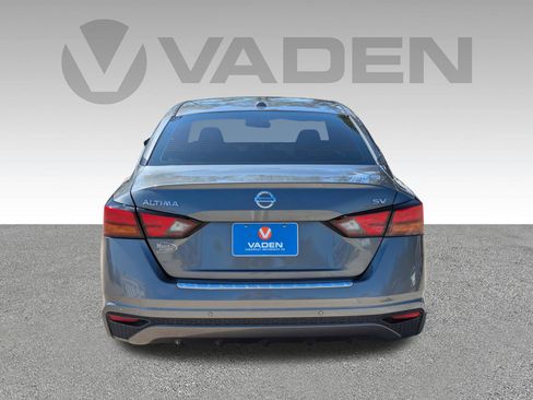 Used 2021 Nissan Altima 2.5 SV FWD image 24